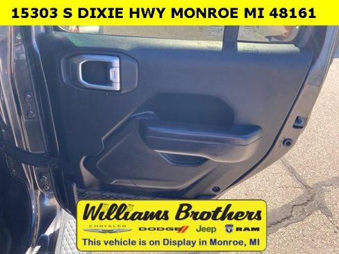 Used 2020 Jeep Gladiator Sport w/ Quick Order Package 24S image 29