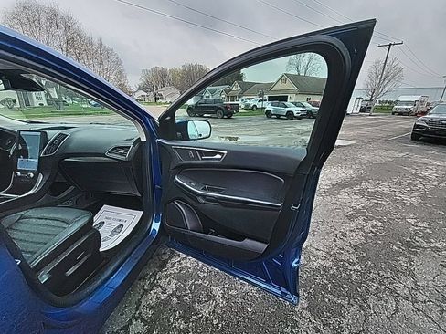 Used 2023 Ford Edge SEL w/ Convenience Package AWD/4WD image 15