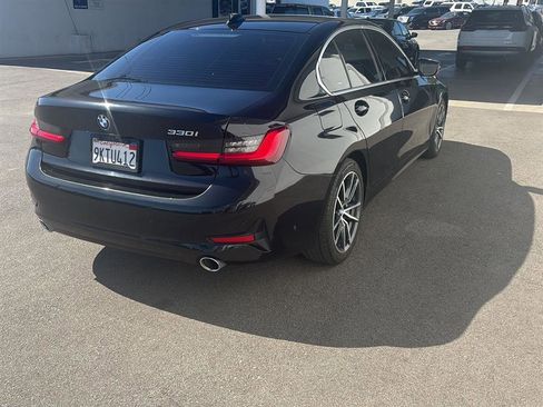 Used 2020 BMW 330i Sedan w/ Premium Package image 5