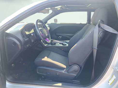 Used 2020 Dodge Challenger SXT w/ Driver Convenience Group AWD/4WD image 10