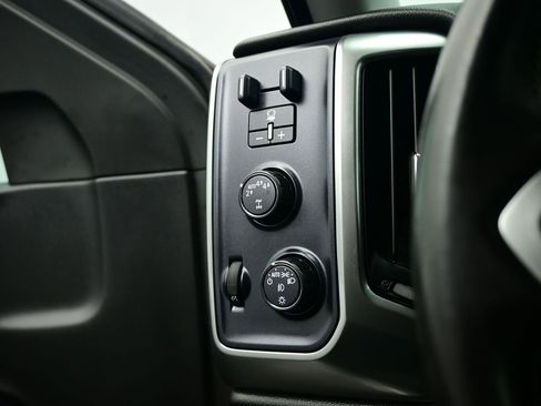 Used 2017 Chevrolet Silverado 1500 LT w/ LPO, Black Pack image 21