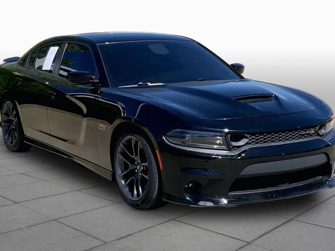 Used 2023 Dodge Charger Scat Pack w/ Navigation & Travel Group RWD image 2