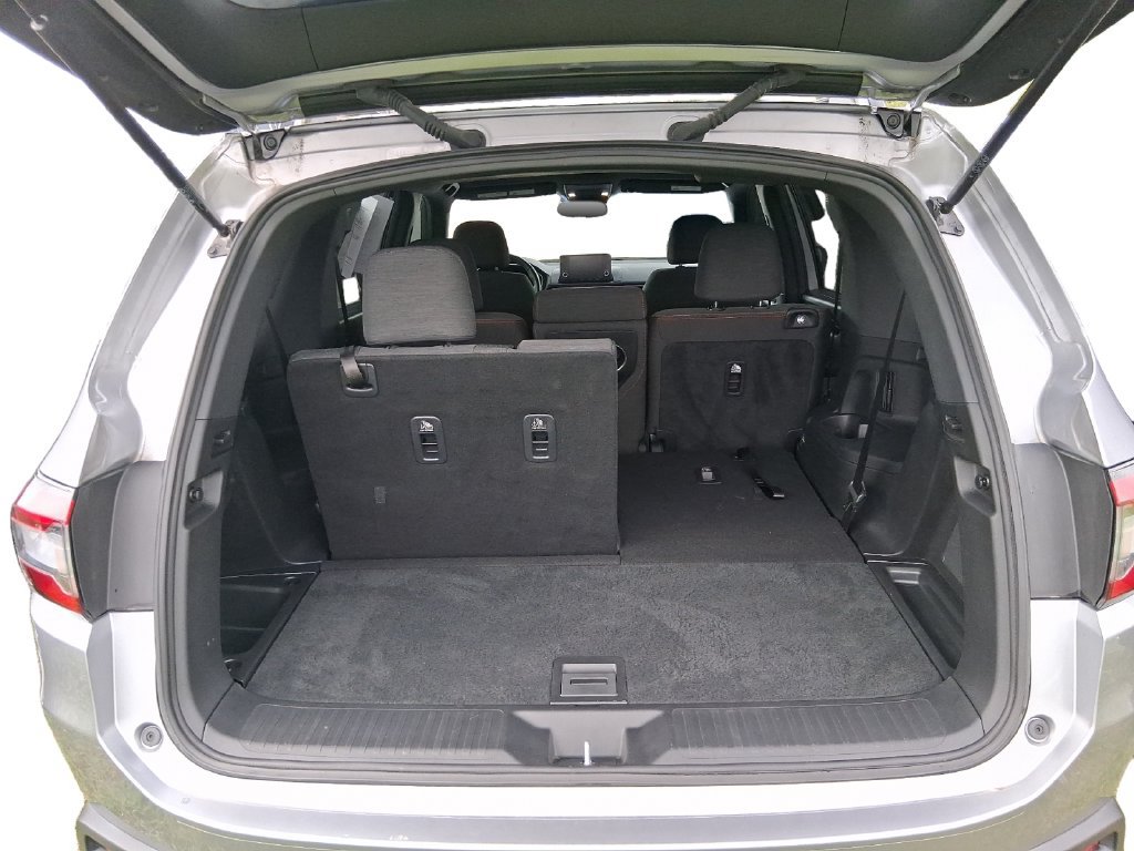 Used 2025 Honda Pilot Sport image 29