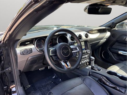 Used 2021 Ford Mustang GT Premium RWD image 6