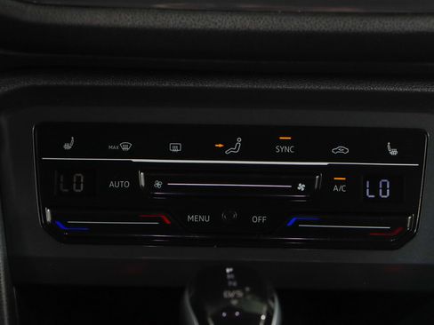 Used 2023 Volkswagen Tiguan SE FWD image 20