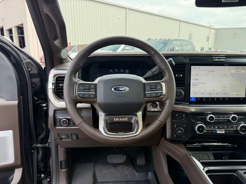 New 2026 Ford F250 King Ranch w/ Chrome Package AWD/4WD image 15