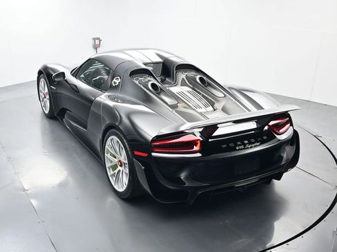 Used 2015 Porsche 918 Spyder AWD/4WD image 40