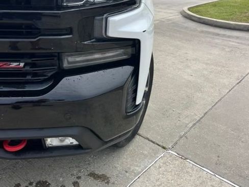 Used 2019 Chevrolet Silverado 1500 LT Trail Boss AWD/4WD image 14