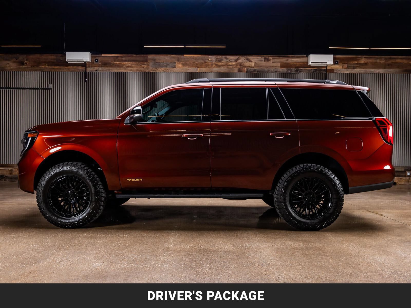 Used 2027 Ford Expedition Tremor w/ Driver's Package AWD/4WD image 5