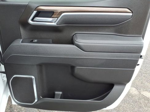 Used 2026 Chevrolet Silverado 1500 LT image 17