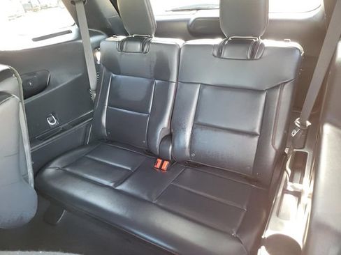 Used 2025 Ford Explorer ST-Line w/ Premium Package RWD image 21