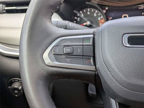 Certified 2025 Jeep Compass Limited AWD/4WD image 27