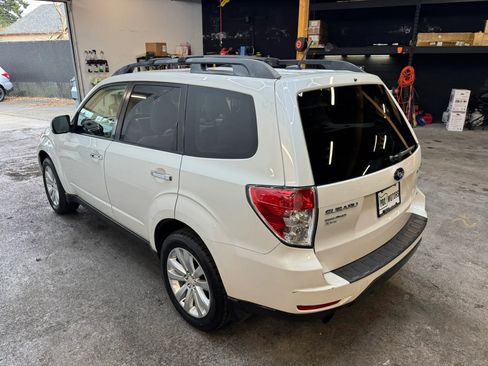 Used 2011 Subaru Forester 2.5X Premium w/ All-Weather Pkg image 6