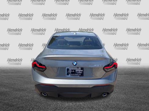Used 2025 BMW 230i Coupe RWD image 9