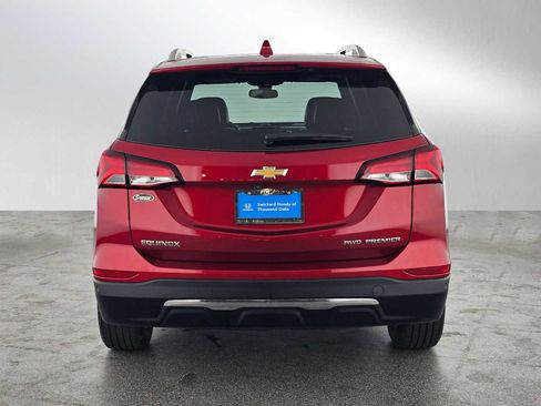 Used 2023 Chevrolet Equinox Premier AWD/4WD image 4