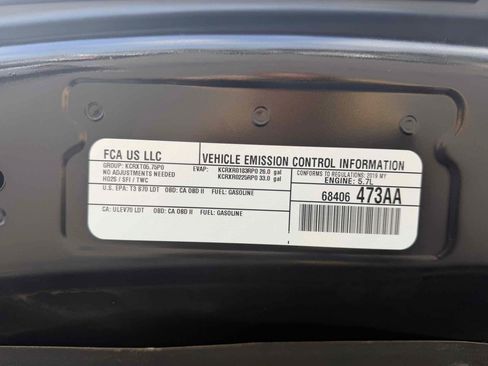 Used 2019 RAM 1500 Laramie AWD/4WD image 23
