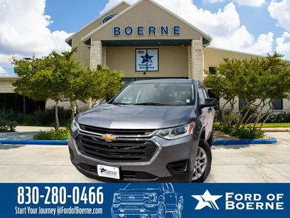 Used 2021 Chevrolet Traverse LS