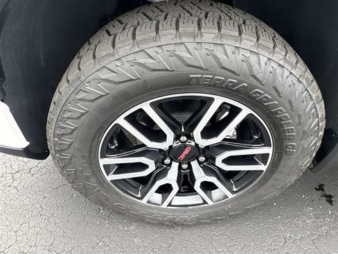 Used 2026 GMC Sierra 1500 AT4 w/ AT4 Premium Package AWD/4WD image 33