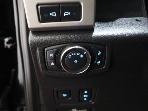Used 2020 Ford F250 Lariat AWD/4WD image 41