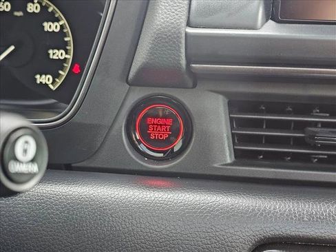 Used 2023 Honda Pilot TrailSport image 27