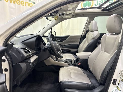 Used 2022 Subaru Forester Limited image 12