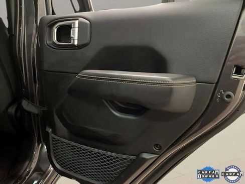 Used 2025 Jeep Wrangler Unlimited Sahara w/ Safety Group image 93