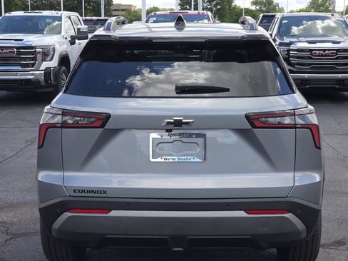 New 2026 Chevrolet Equinox LT w/ Midnight Edition FWD image 20