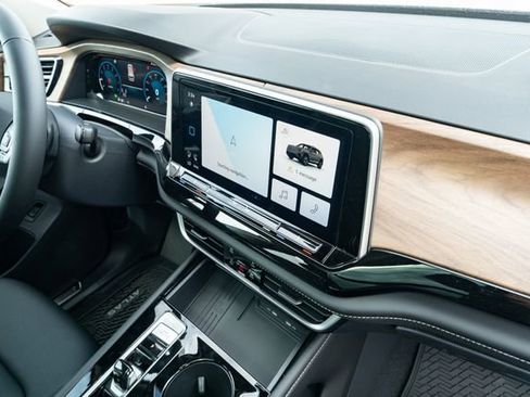 New 2026 Volkswagen Atlas SE FWD image 43