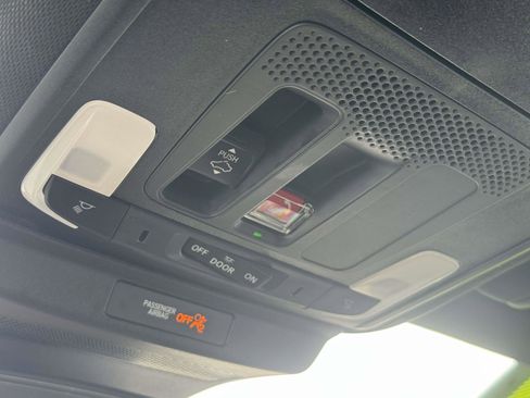 Used 2024 Honda Accord Sport image 11