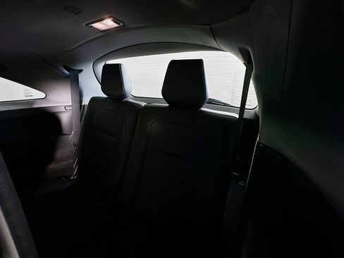 Used 2018 Acura MDX SH-AWD w/ Advance Package image 29
