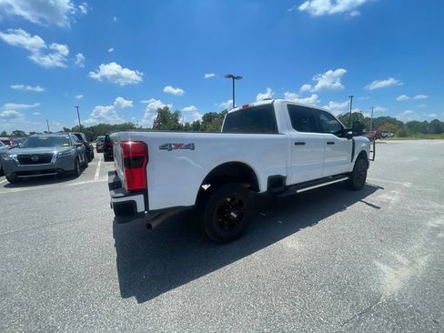Used 2024 Ford F250 XL w/ STX Appearance Package AWD/4WD image 5