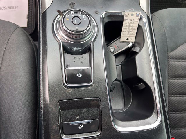 Used 2017 Ford Fusion SE FWD image 29