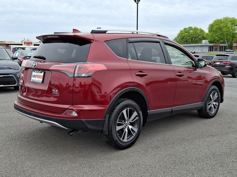 Used 2018 Toyota RAV4 XLE w/ Plus Extra Value Package AWD/4WD image 6