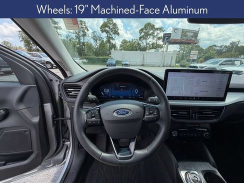 Used 2023 Ford Escape Platinum AWD/4WD image 10