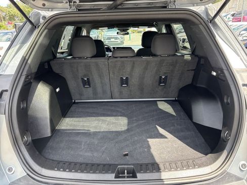 Used 2025 Chevrolet Equinox LT FWD image 32