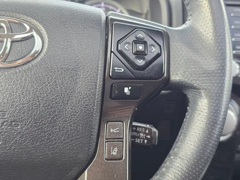Used 2021 Toyota 4Runner TRD Off-Road Premium w/ Moonroof Package AWD/4WD image 35