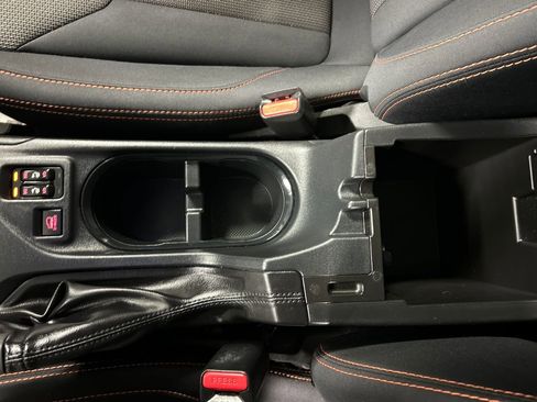 Used 2021 Subaru Crosstrek 2.0i Premium image 19