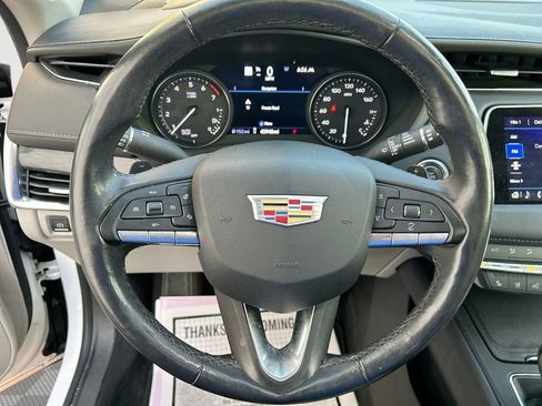 Used 2020 Cadillac XT4 Premium Luxury FWD image 31