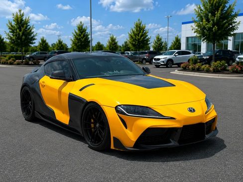 Used 2020 Toyota Supra Premium w/ Driver Assist Package RWD image 7