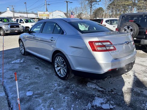 Used 2013 Ford Taurus Limited image 7