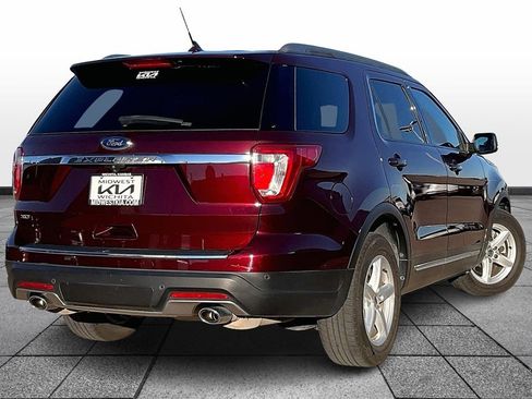 Used 2018 Ford Explorer XLT w/ Equipment Group 202A image 13