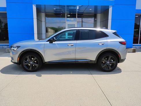 Used 2023 Buick Envision Essence w/ Sport Touring Package AWD/4WD image 8