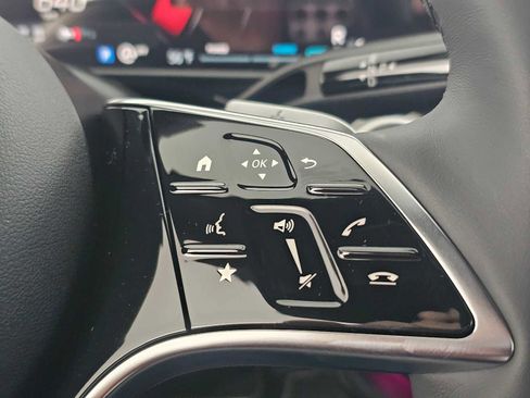 New 2026 Mercedes-Benz E 350 4MATIC Sedan image 28