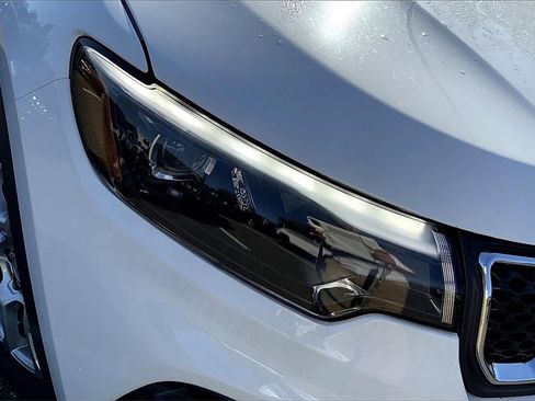 New 2023 Jeep Compass Latitude w/ Sun and Sound Group image 14