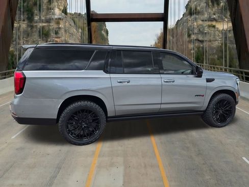 New 2026 GMC Yukon XL AT4 Ultimate AWD/4WD image 11