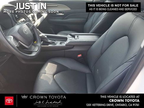 Used 2025 Toyota Grand Highlander FWD image 4