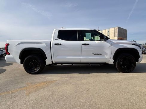 Used 2022 Toyota Tundra SR5 image 5