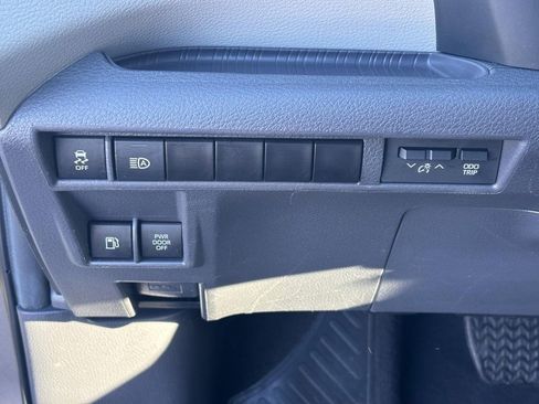 Used 2024 Toyota Sienna LE image 26