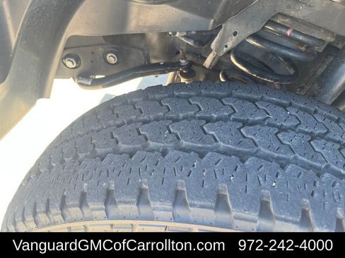 Used 2023 RAM 2500 Tradesman w/ Chrome Appearance Group image 38