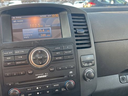 Used 2008 Nissan Pathfinder SE w/ Premium Pkg image 19